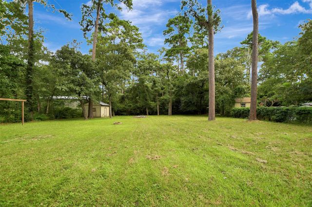 281 Greenbriar Drive, Magnolia, TX 77355