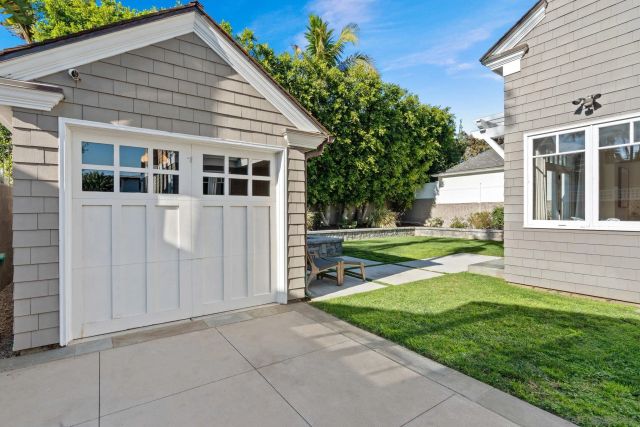 924 Scott St, San Diego, CA 92106