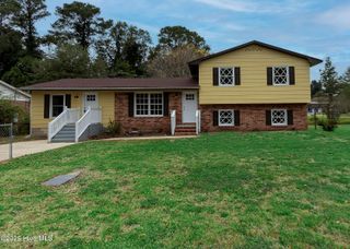 406 Carole Drive, Jacksonville, NC 28540