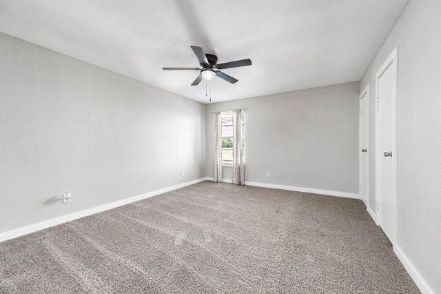 4618 W Orange Street, Pearland, TX 77581