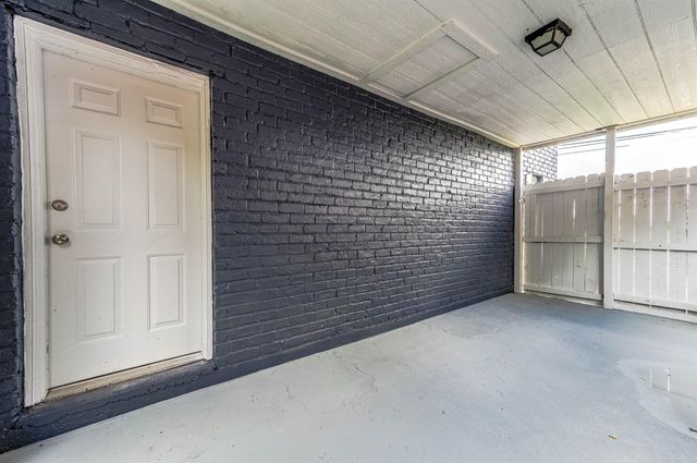 4618 W Orange Street, Pearland, TX 77581