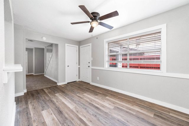 4618 W Orange Street, Pearland, TX 77581