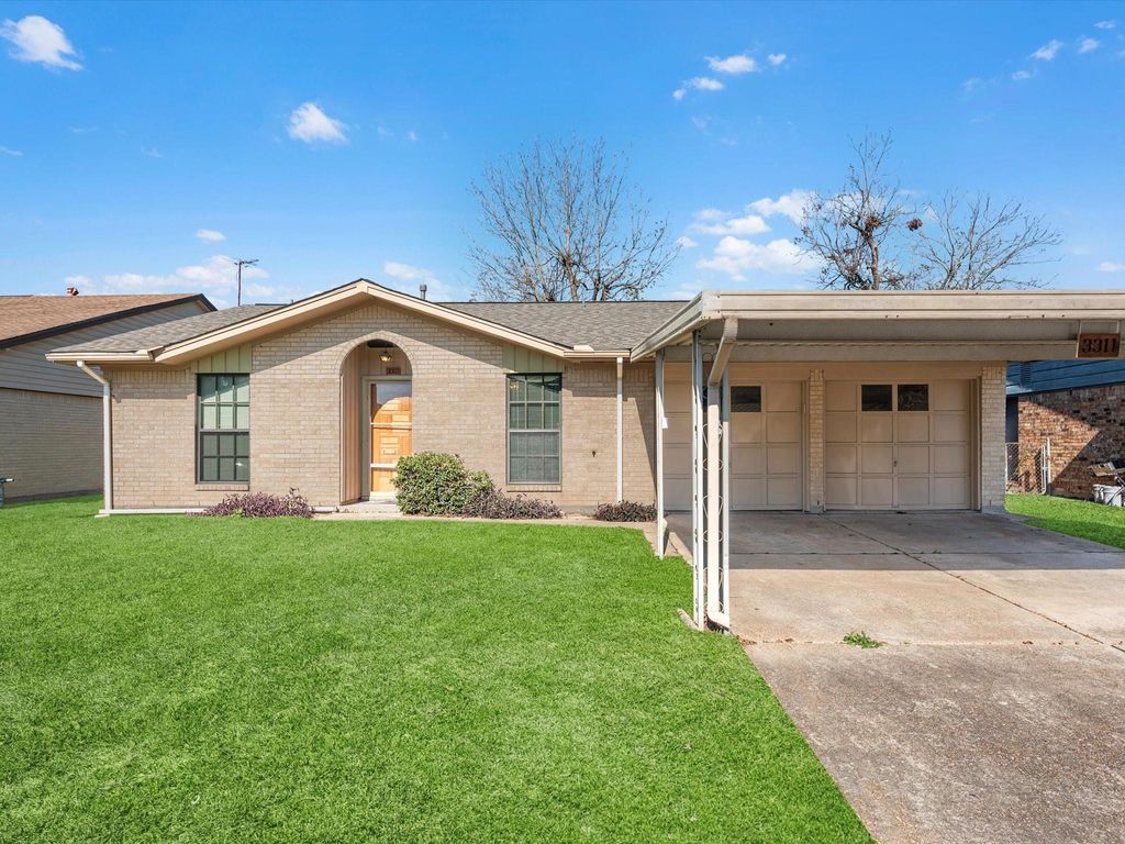 3311 Westbrook Circle, Pasadena, TX 77503