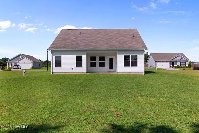 203 Kenison Way, Pikeville, NC 27863