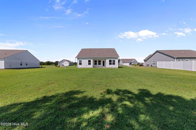 203 Kenison Way, Pikeville, NC 27863