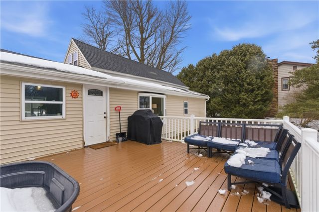 1647 Salt Road, Penfield, NY 14526