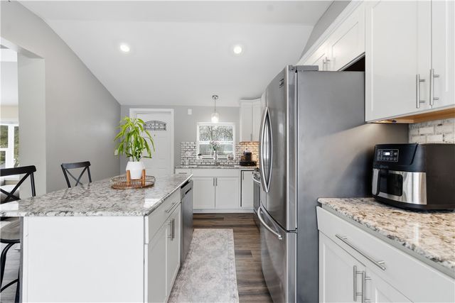 1647 Salt Road, Penfield, NY 14526