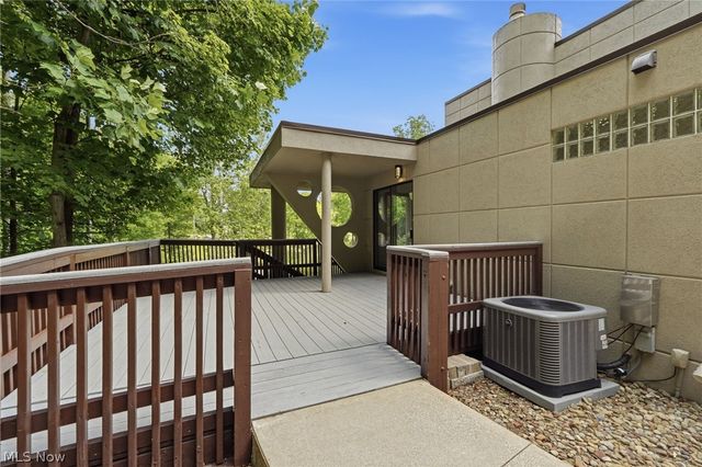 13601 Royalton Road, Strongsville, OH 44136