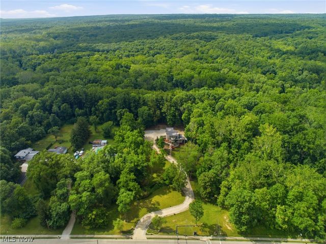 13601 Royalton Road, Strongsville, OH 44136