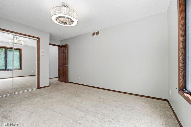 13601 Royalton Road, Strongsville, OH 44136
