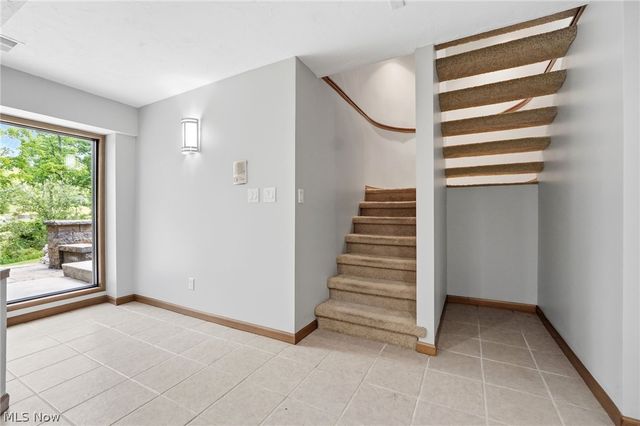 13601 Royalton Road, Strongsville, OH 44136