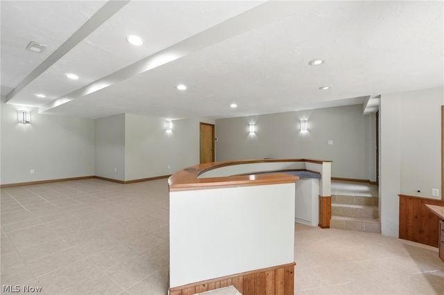 13601 Royalton Road, Strongsville, OH 44136