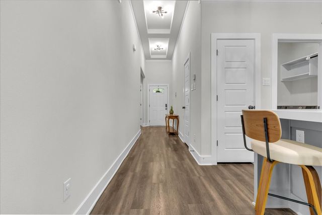 9228 Beckley View Avenue, Dallas, TX 75232