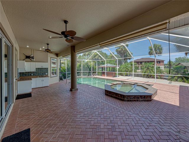 5260 S STETSON POINT DRIVE, Homosassa, FL 34448