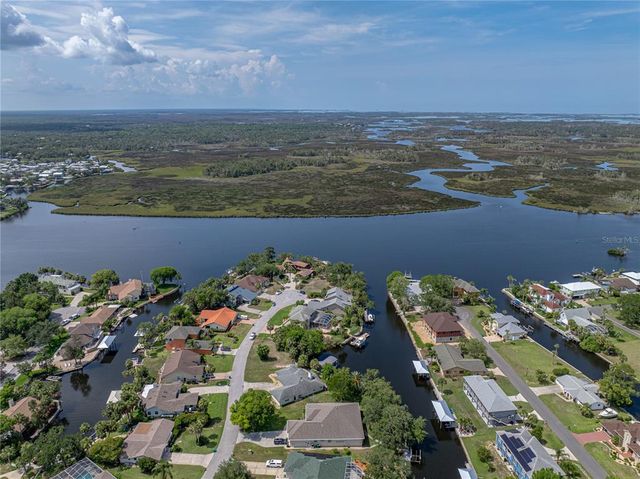 5260 S STETSON POINT DRIVE, Homosassa, FL 34448
