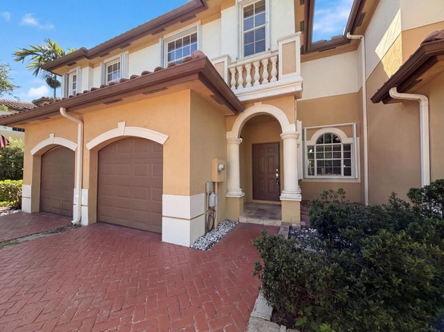 5037 SW 140th Terrace, Miramar, FL 33027