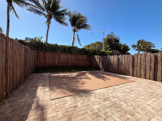 5037 SW 140th Terrace, Miramar, FL 33027