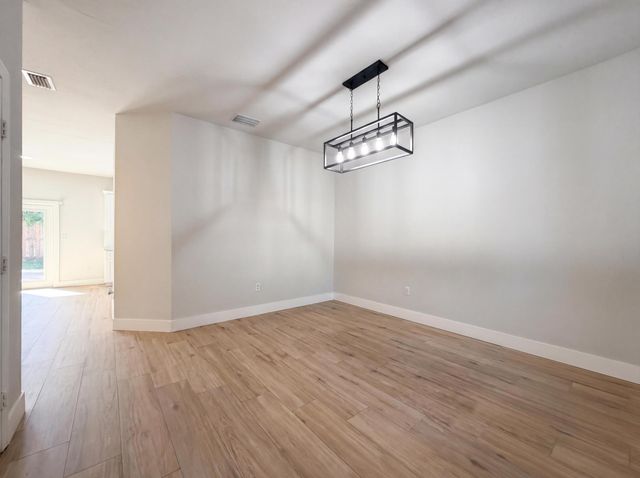 5037 SW 140th Terrace, Miramar, FL 33027