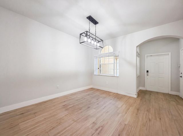 5037 SW 140th Terrace, Miramar, FL 33027