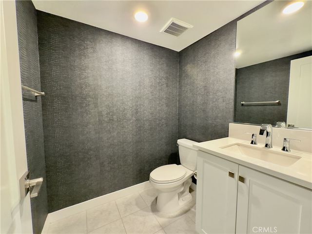 1868 S Westside Drive 28, Anaheim, CA 92805
