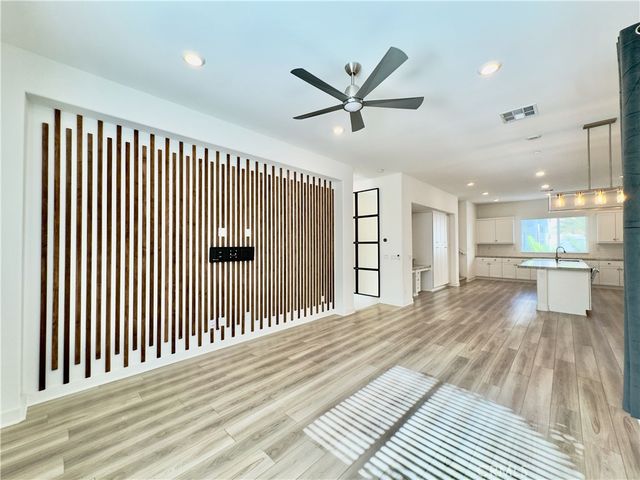 1868 S Westside Drive 28, Anaheim, CA 92805