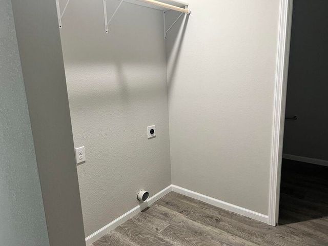 2812 Burke Avenue, West Plains, MO 65775