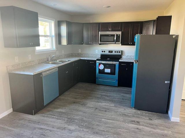 2812 Burke Avenue, West Plains, MO 65775