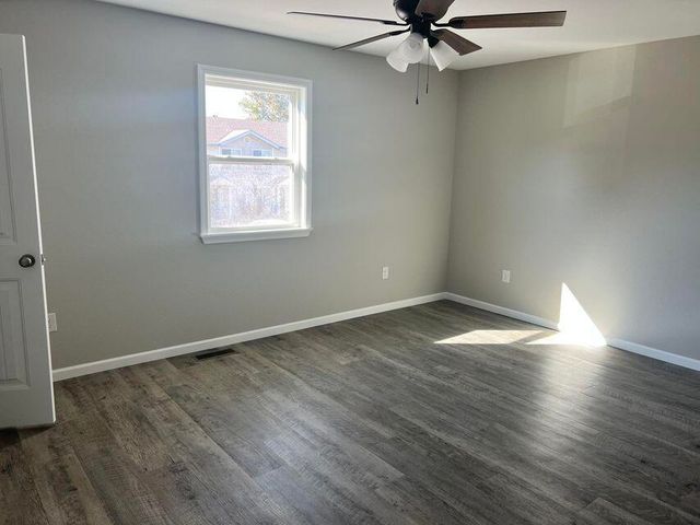 2812 Burke Avenue, West Plains, MO 65775