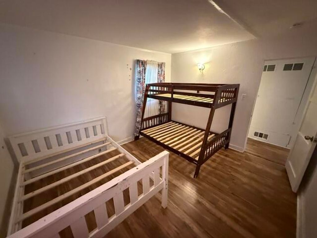 Image 7 of property listing at 13775 Benton Street, Trona, CA 93562