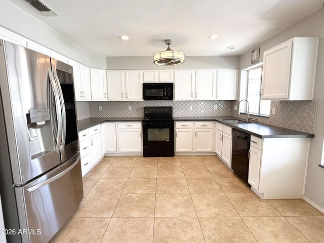 4431 E Badger Way, Phoenix, AZ 85044