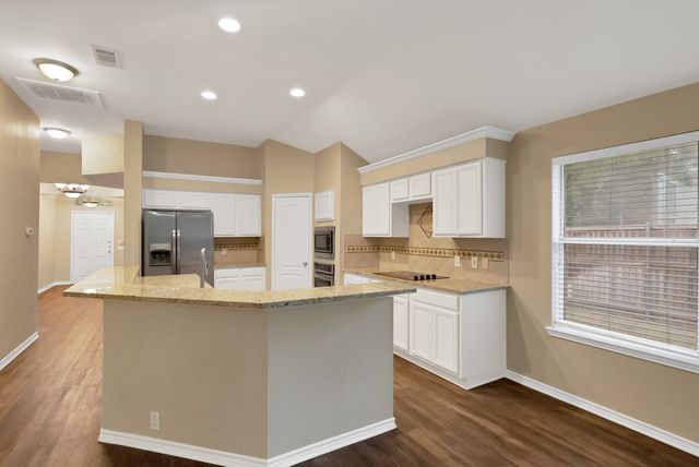 5708 Mckinley Lane, Richardson, TX 75082