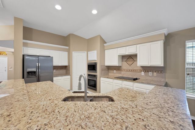 5708 Mckinley Lane, Richardson, TX 75082