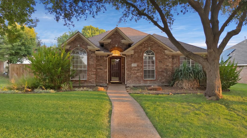 5708 Mckinley Lane, Richardson, TX 75082