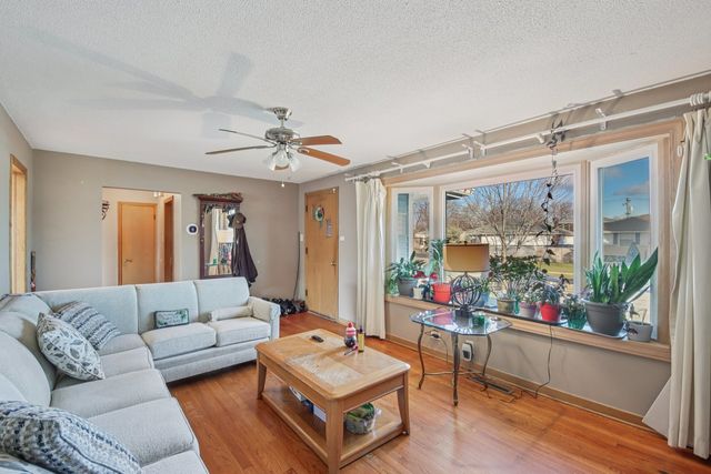 4604 Maple Avenue, Forest View, IL 60402