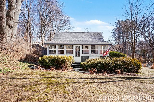 895 Holland Street, Saugatuck City, MI 49453