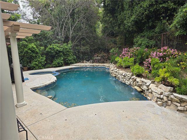 4249 Park Alisal, Calabasas, CA 91302