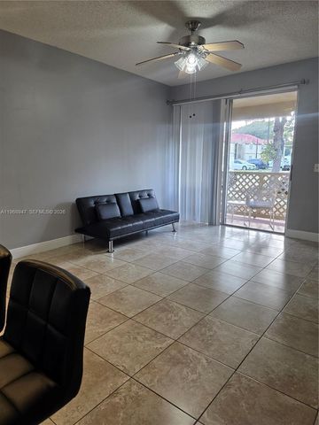 18316 NW 68th Ave C, Hialeah, FL 33015