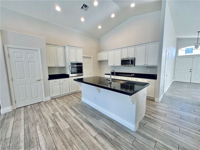 10599 Bonnyhill Street, Las Vegas, NV 89141