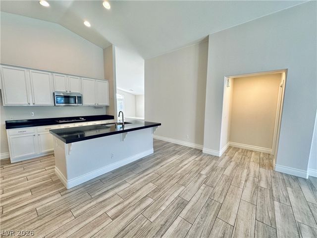 10599 Bonnyhill Street, Las Vegas, NV 89141