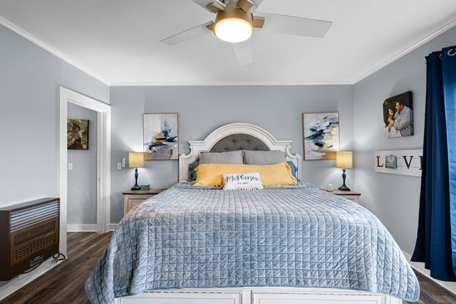 1104 S College Avenue, Decatur, TX 76234