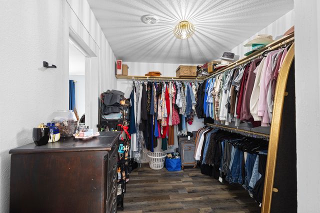 1104 S College Avenue, Decatur, TX 76234