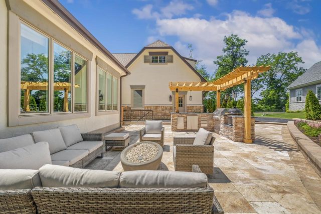 1277 Geneva National AVENUE W, Lake Geneva, WI 53147