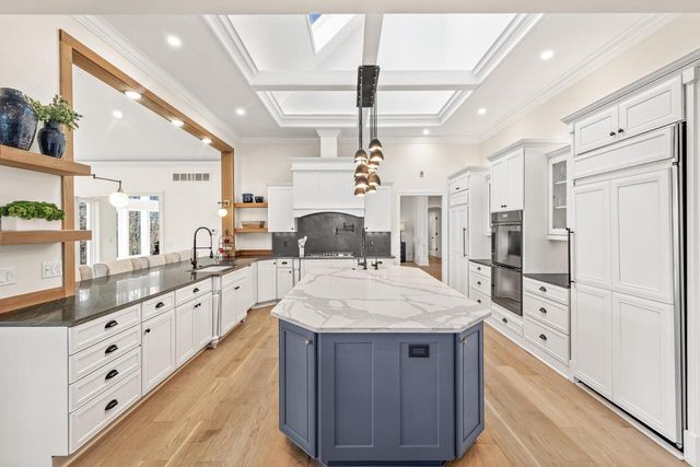 1277 Geneva National AVENUE W, Lake Geneva, WI 53147