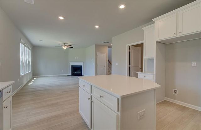 282 Arnewood Circle, Mcdonough, GA 30253