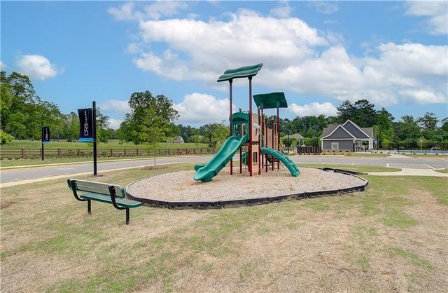 282 Arnewood Circle, Mcdonough, GA 30253