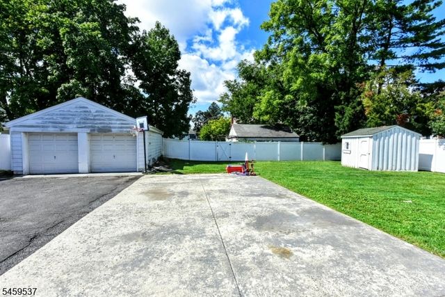 420 S Prospect Ave 1240, Bergenfield Boro, NJ 07621