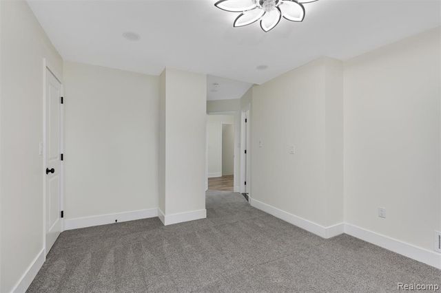 12352 Maiden Street, Detroit, MI 48213