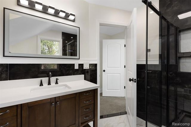 12352 Maiden Street, Detroit, MI 48213