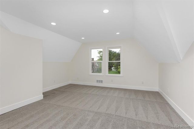 12352 Maiden Street, Detroit, MI 48213