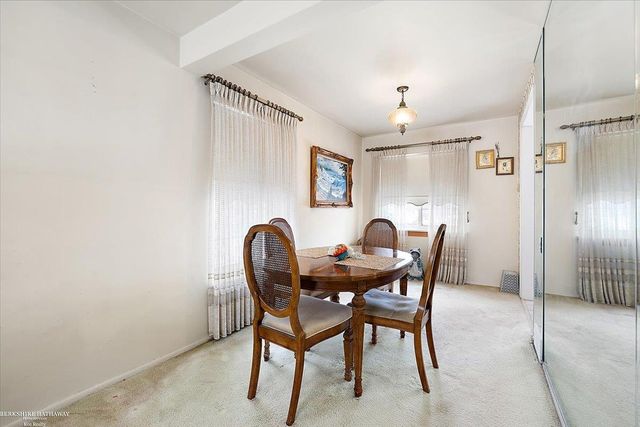 22951 Lee Court, Saint Clair Shores, MI 48080